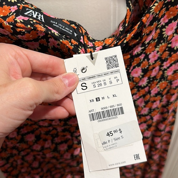 Zara Printed MIDI Skirt size small - Picture 3 of 4